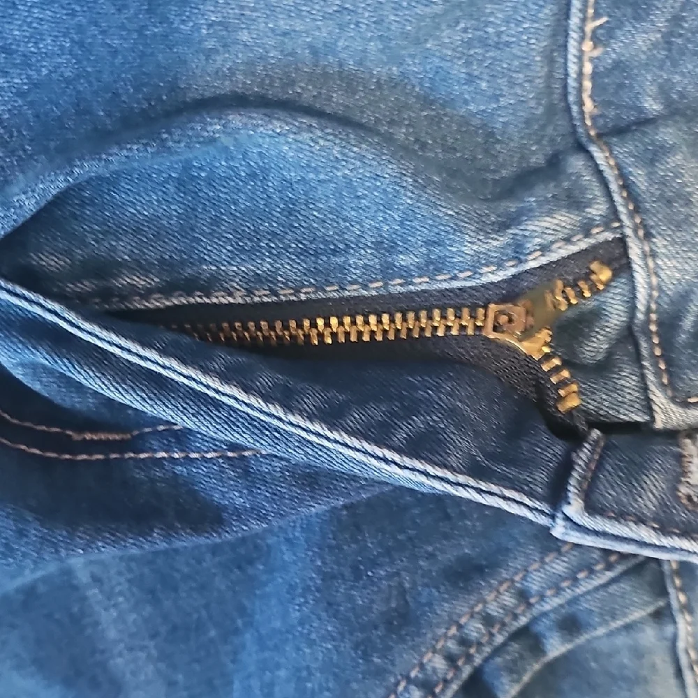 Stylish Blue Skinny Jeans for Women - Picture 5 of 10